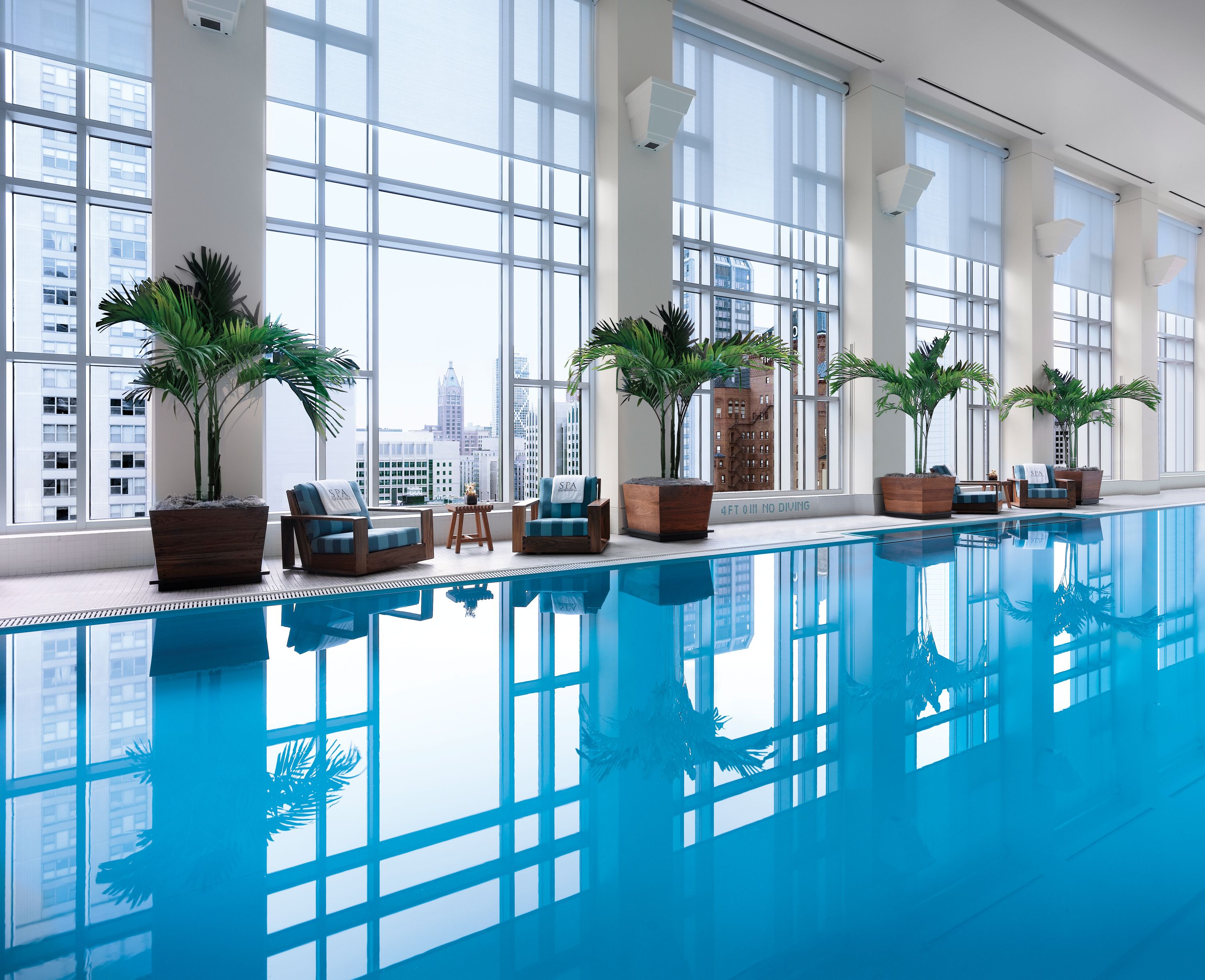 13 Best Spas in Chicago for Full-Body Massages, Saunas, and More