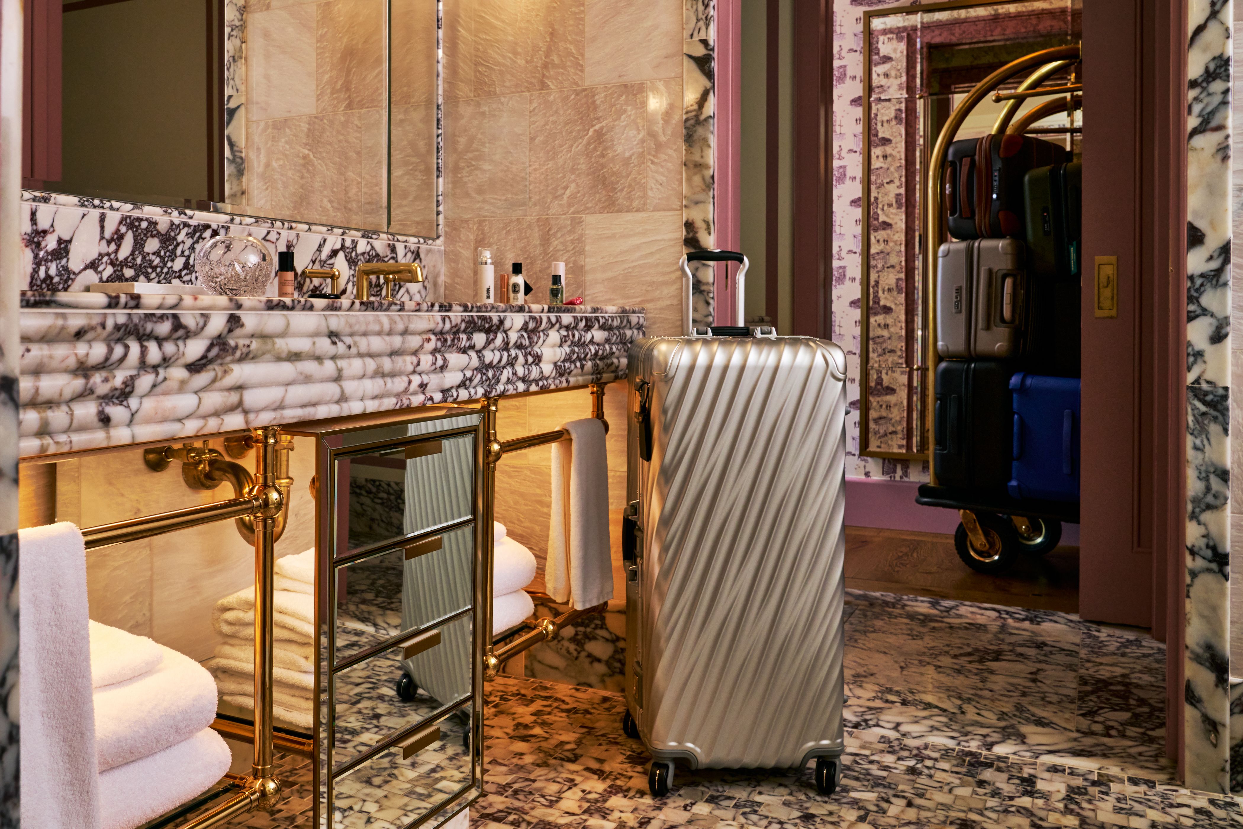 Best Tumi Promo Codes: Save Big on Luggage and Travel Gear
