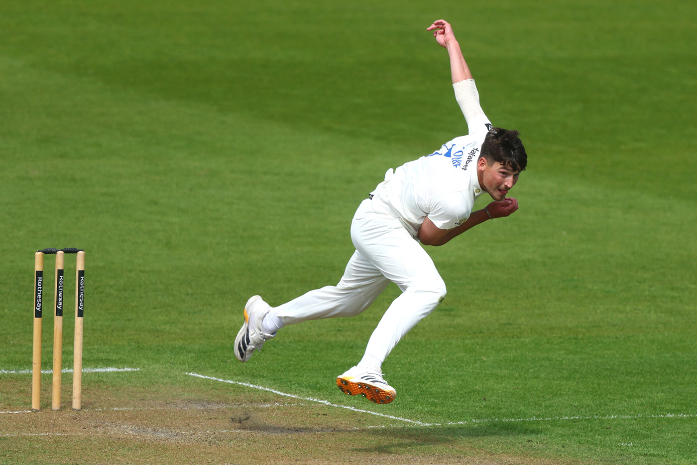 England call up Henry Crocombe as Ollie Robinson cover
