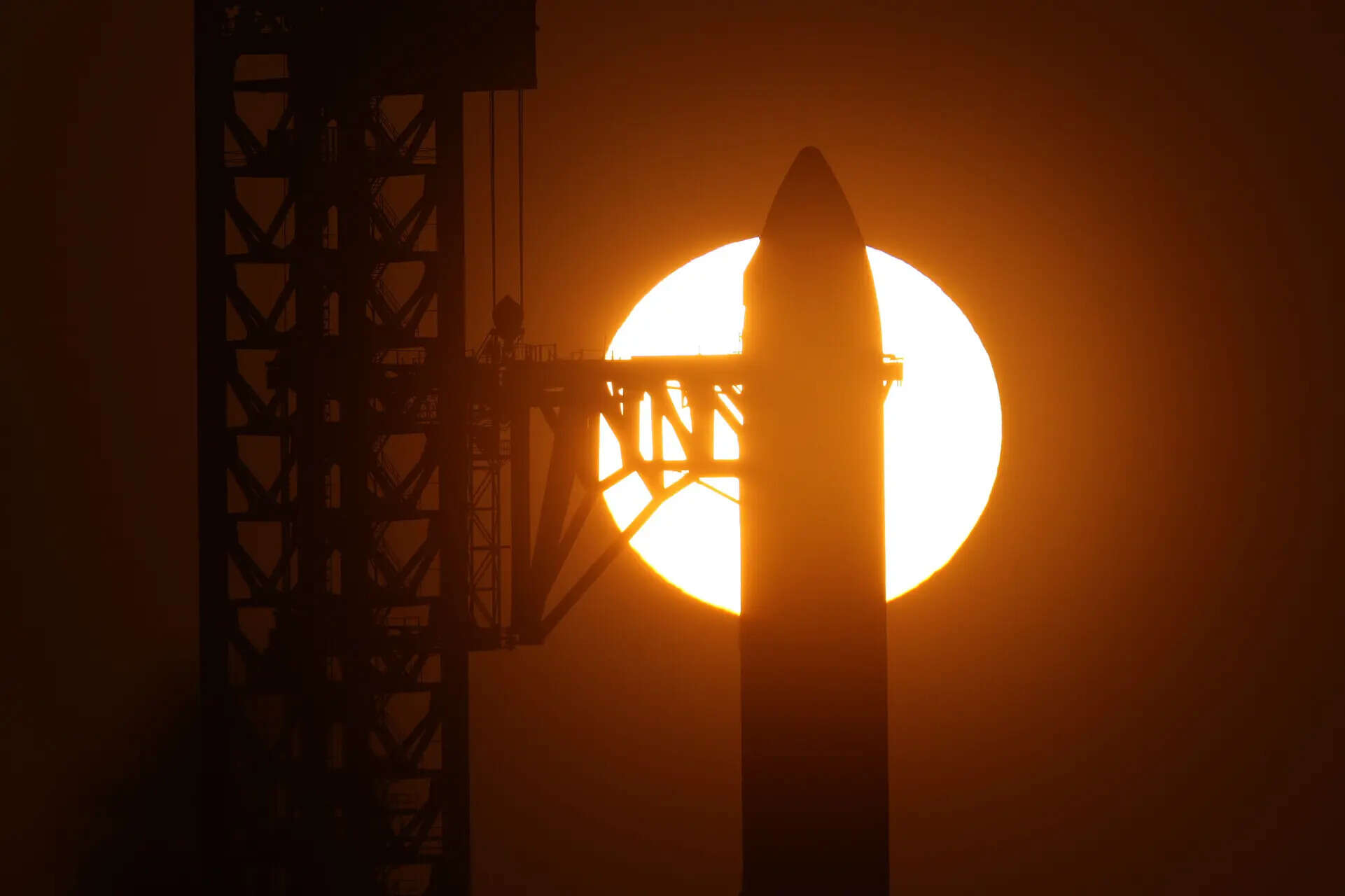 Norm-breaking SpaceX IPO a source of elation, angst on Wall Street
