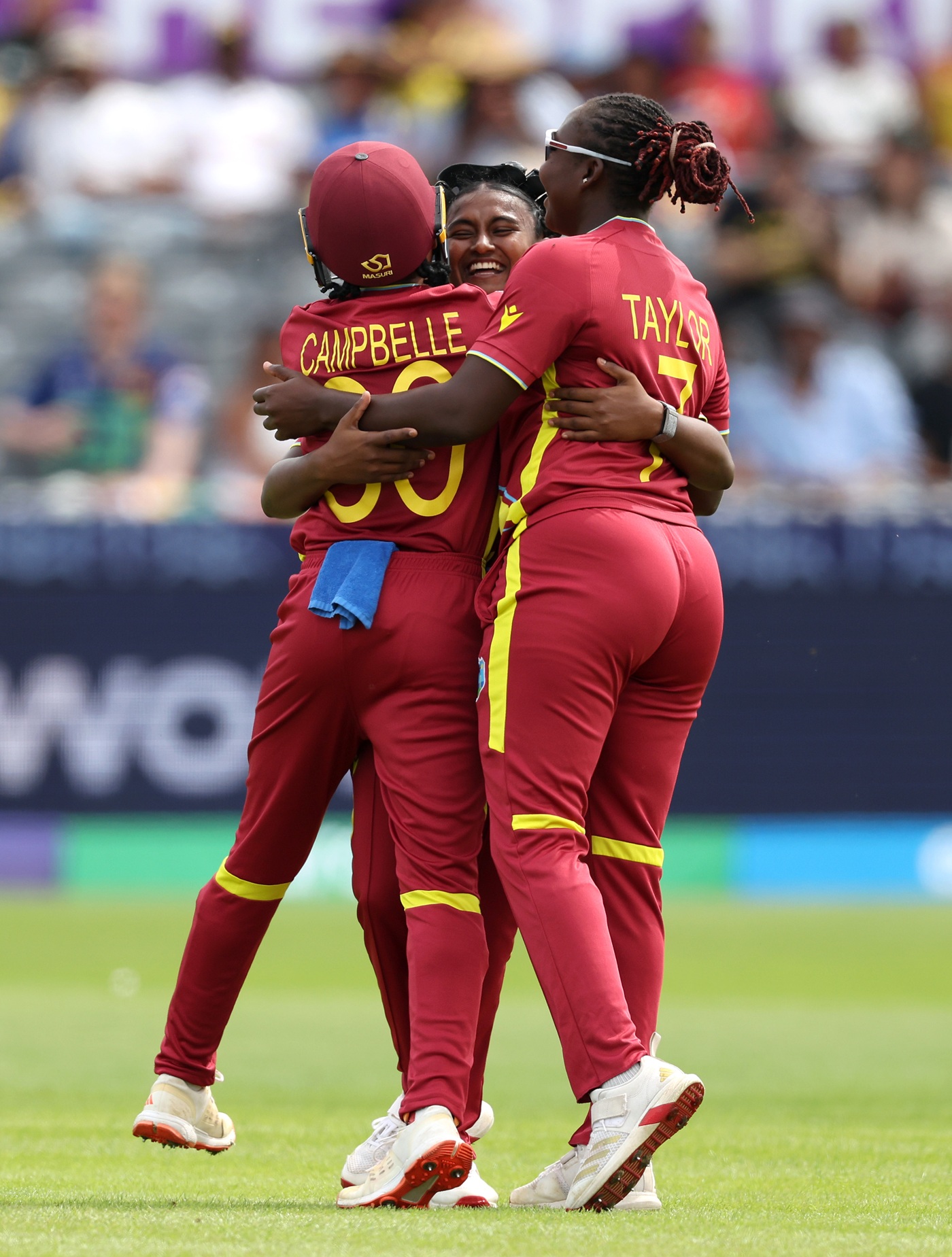 Unbeaten England and West Indies eye semi-final berth