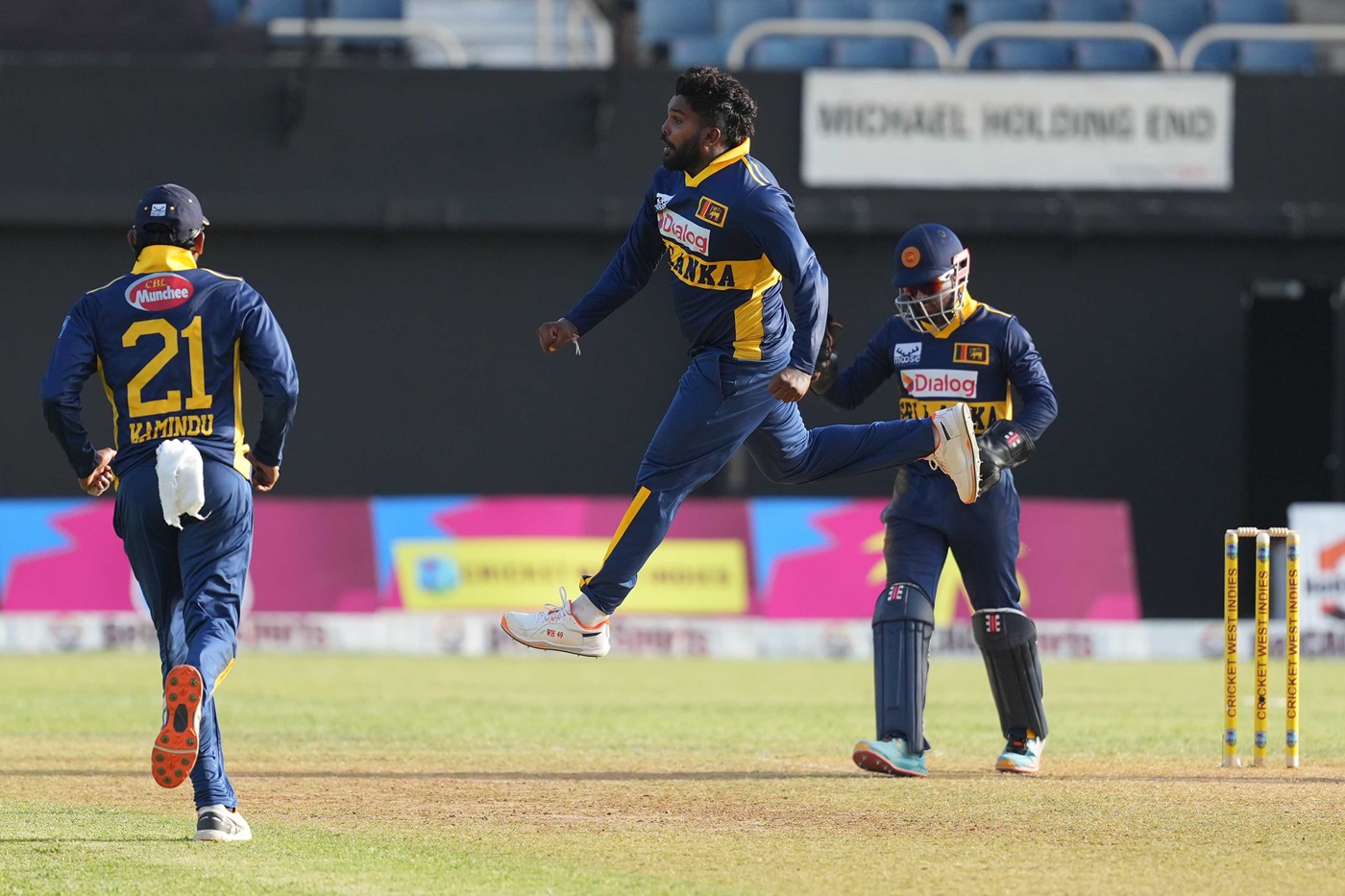 WI look to level series in rainy Kingston