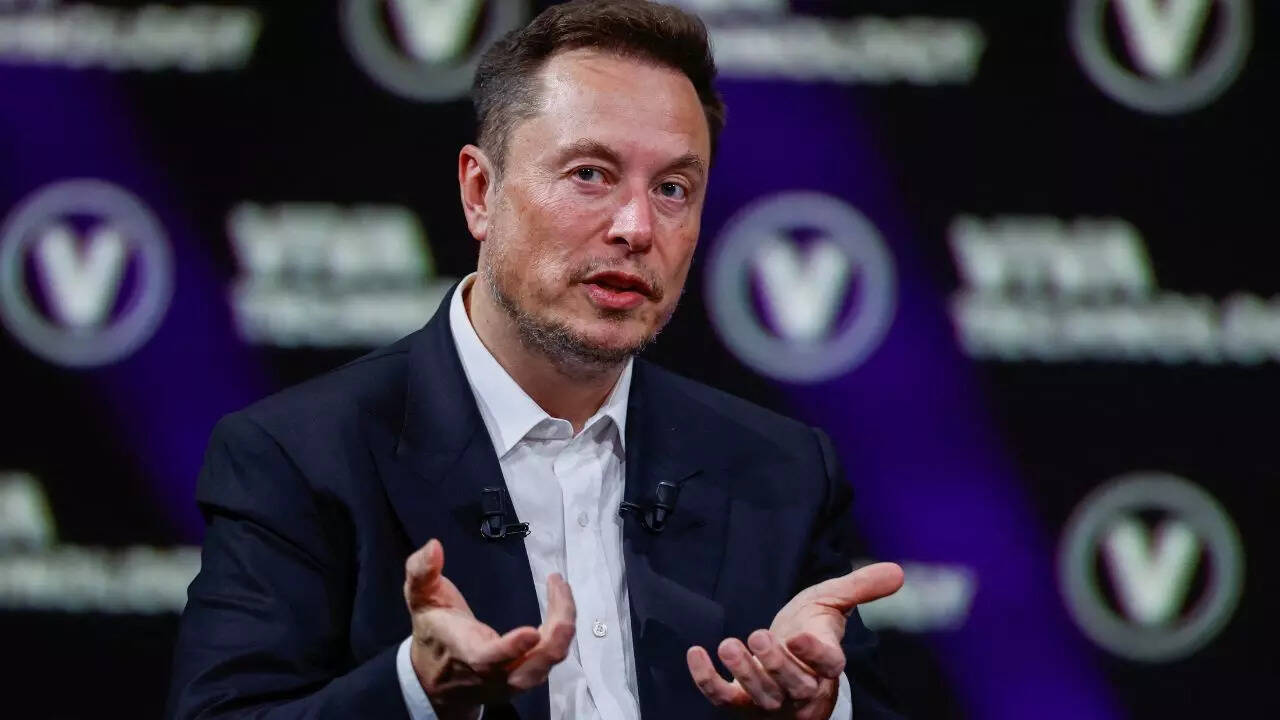 World's first trillionaire: SpaceX premium debut briefly hands Elon Musk historic status